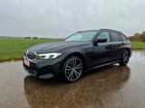 BMW 320 d xDrive M Sport *19 Zoll-Staheiz.-AHK*