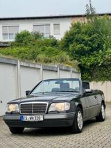 Mercedes-Benz 320 - Mercedes-Benz 320: 3 Türen