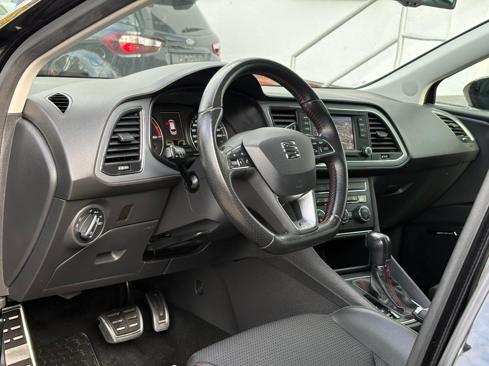 Seat Leon 2015 — photo 13