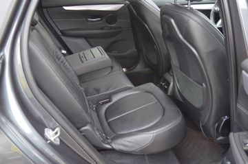 BMW 2 Active Tourer  220 i M Sport Steptronic Leder
