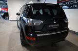 Mitsubishi Outlander 2.0 DI-D Intense**7-Sitzer+AHK** - Mitsubishi Outlander aus 2007