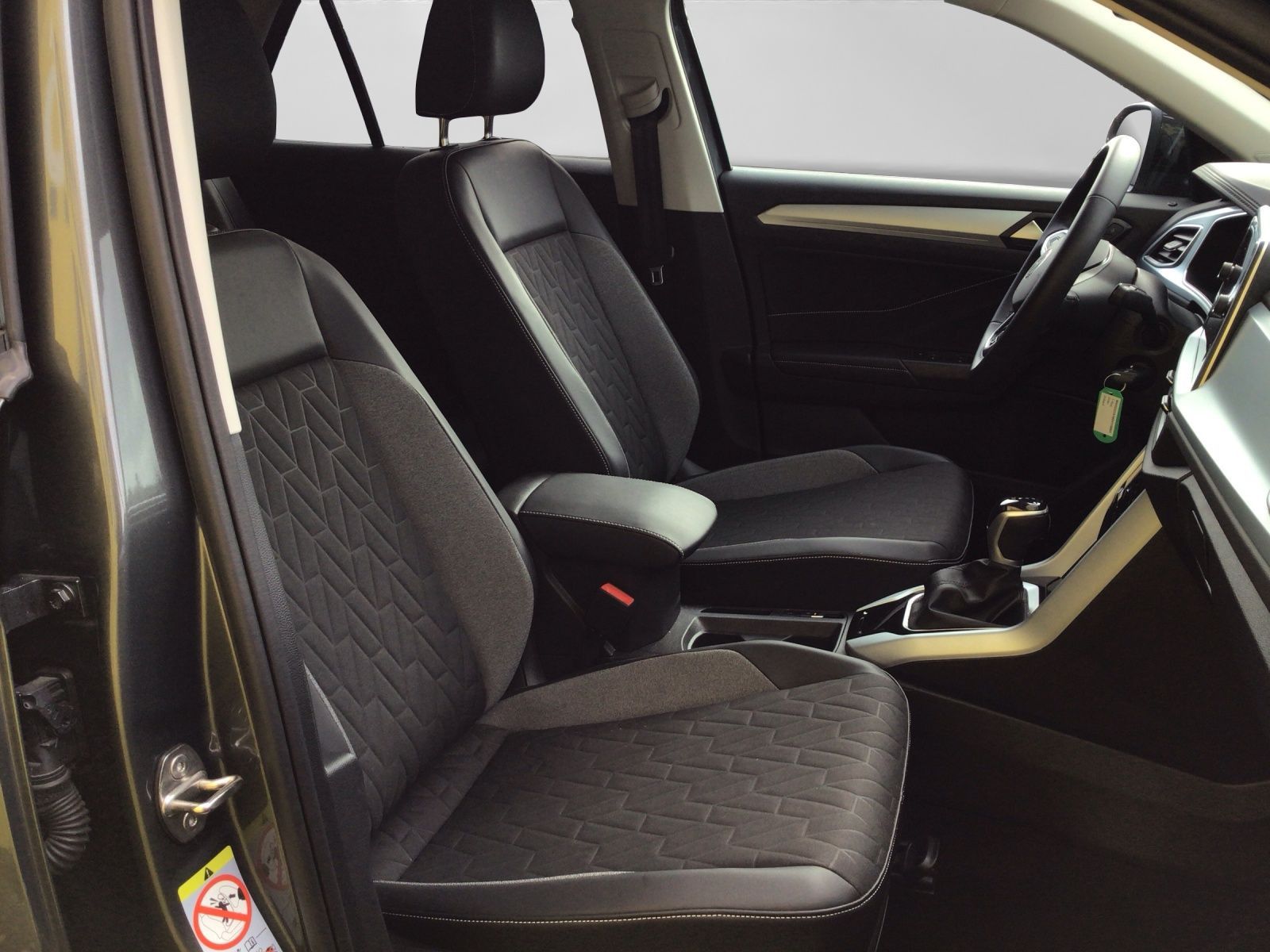 Volkswagen T-Roc - Bild 5