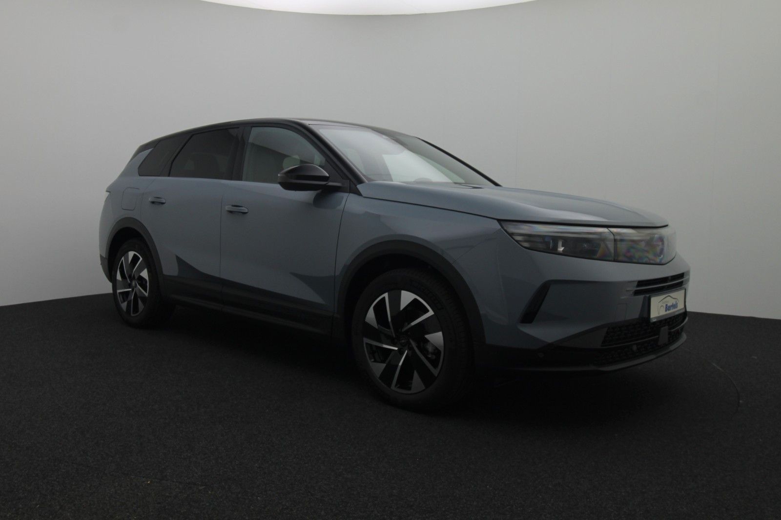 Fahrzeugabbildung Opel Grandland GS 1.2 48V Mild-Hybrid