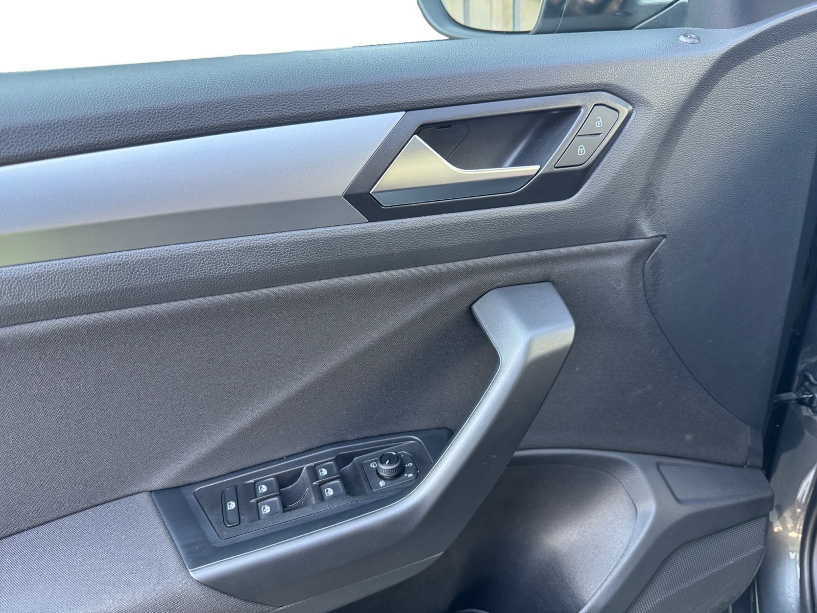 Volkswagen T-Roc - Bild 15