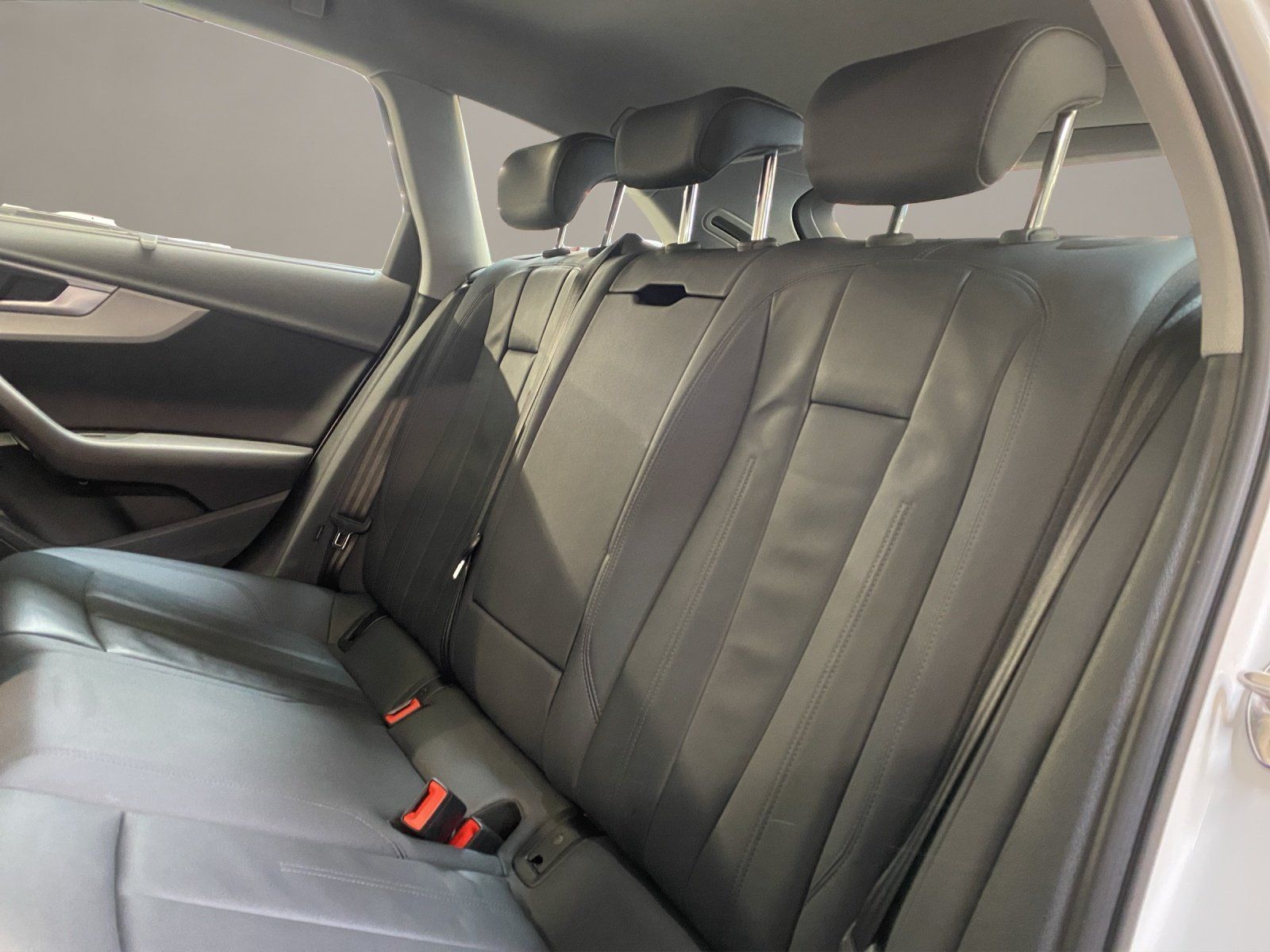 Audi A4 - Bild 15