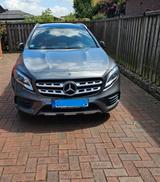 Mercedes-Benz GLA 250 4MATIC DCT - AMG - Mercedes-Benz GLA 250 von privat