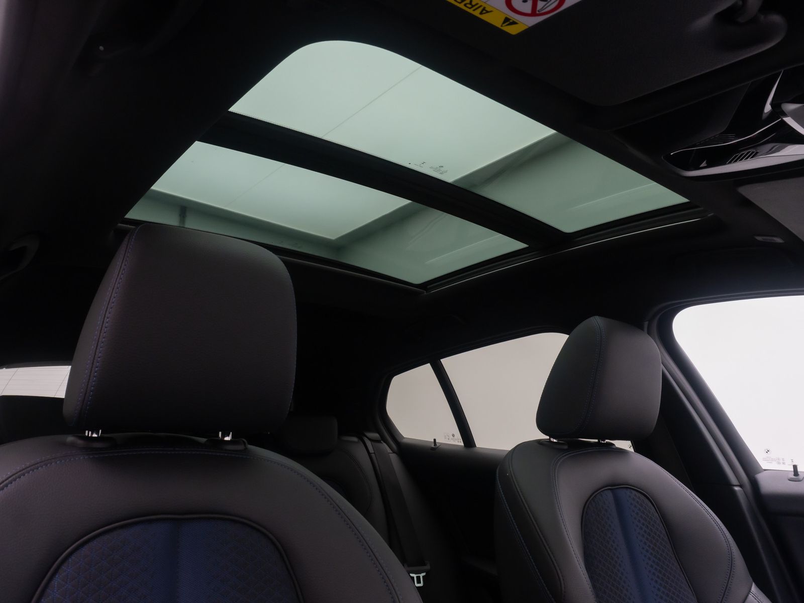 Fahrzeugabbildung BMW 120i M Sport DAB Kamera HiFi Panorama Lenkradhzg