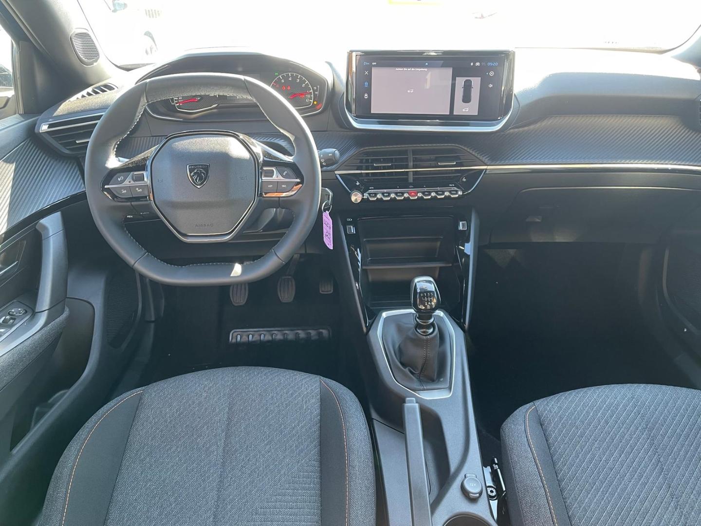 Peugeot 2008 Style Navi LED Apple CarPlay Android Auto K