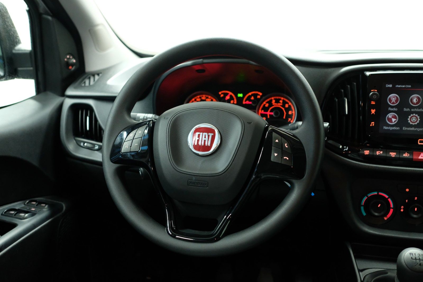 Fahrzeugabbildung Fiat Doblo Serie 2 Kombi L1H1 SX 1,6 Multijet 5-Sitze