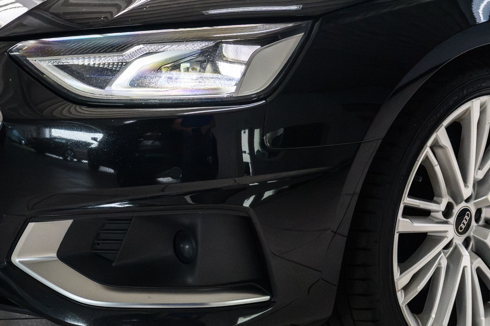 Fahrzeugabbildung Audi A4 Avant 40 TDI quattro advanced + Kamera +