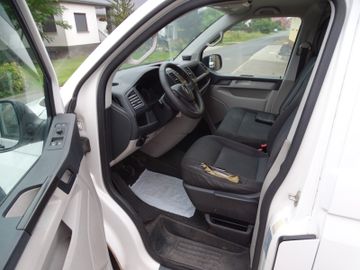Volkswagen T6 Transporter - 10