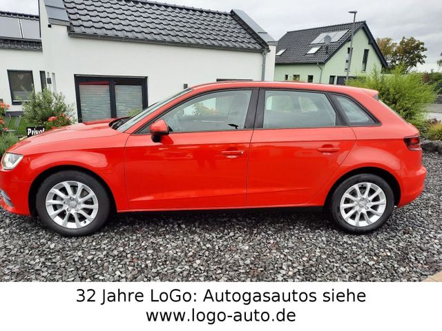 Audi A3 Sportback Attraction 1.Hand erst 28000 km!!!!