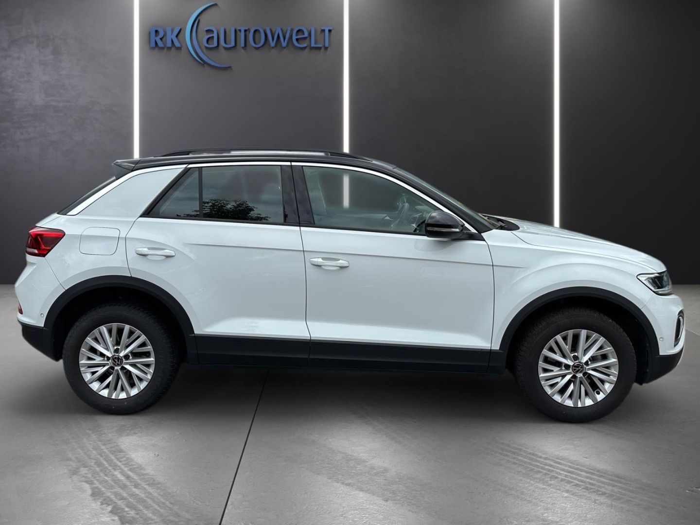 Volkswagen T-Roc Life 1.0 TSI LED Navi Climatronic Sitzheiz foto 3