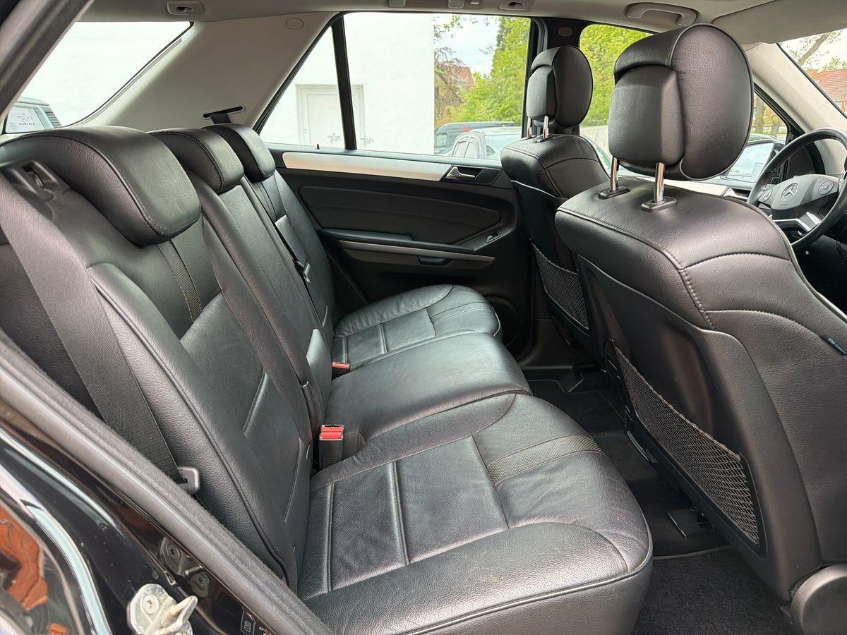 Mercedes-Benz ML 300 CDI 4MATIC BlueEFFICIENCY -