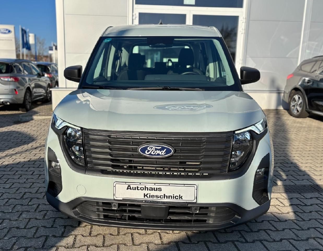 Fahrzeugabbildung Ford Tourneo Courier Trend