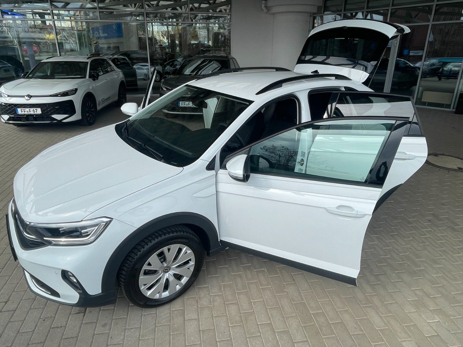 Volkswagen Taigo 1.0 TSI OPF Life foto 3
