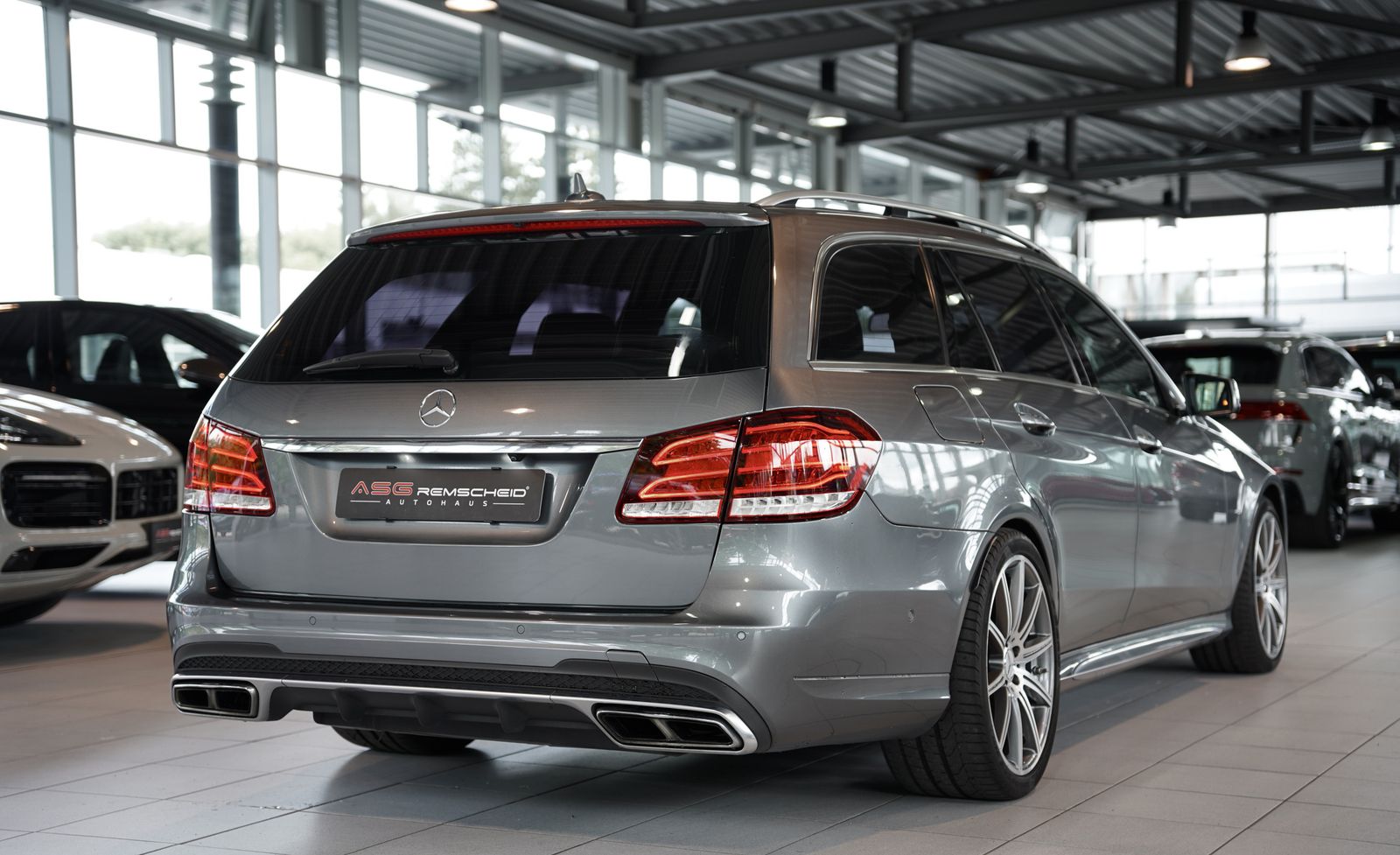 Mercedes Benz E 63 Amg