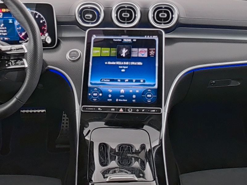 Fahrzeugabbildung Mercedes-Benz C 200 AMG Memory+Ambi+Kam+Totw+WinterPak+CarPlay