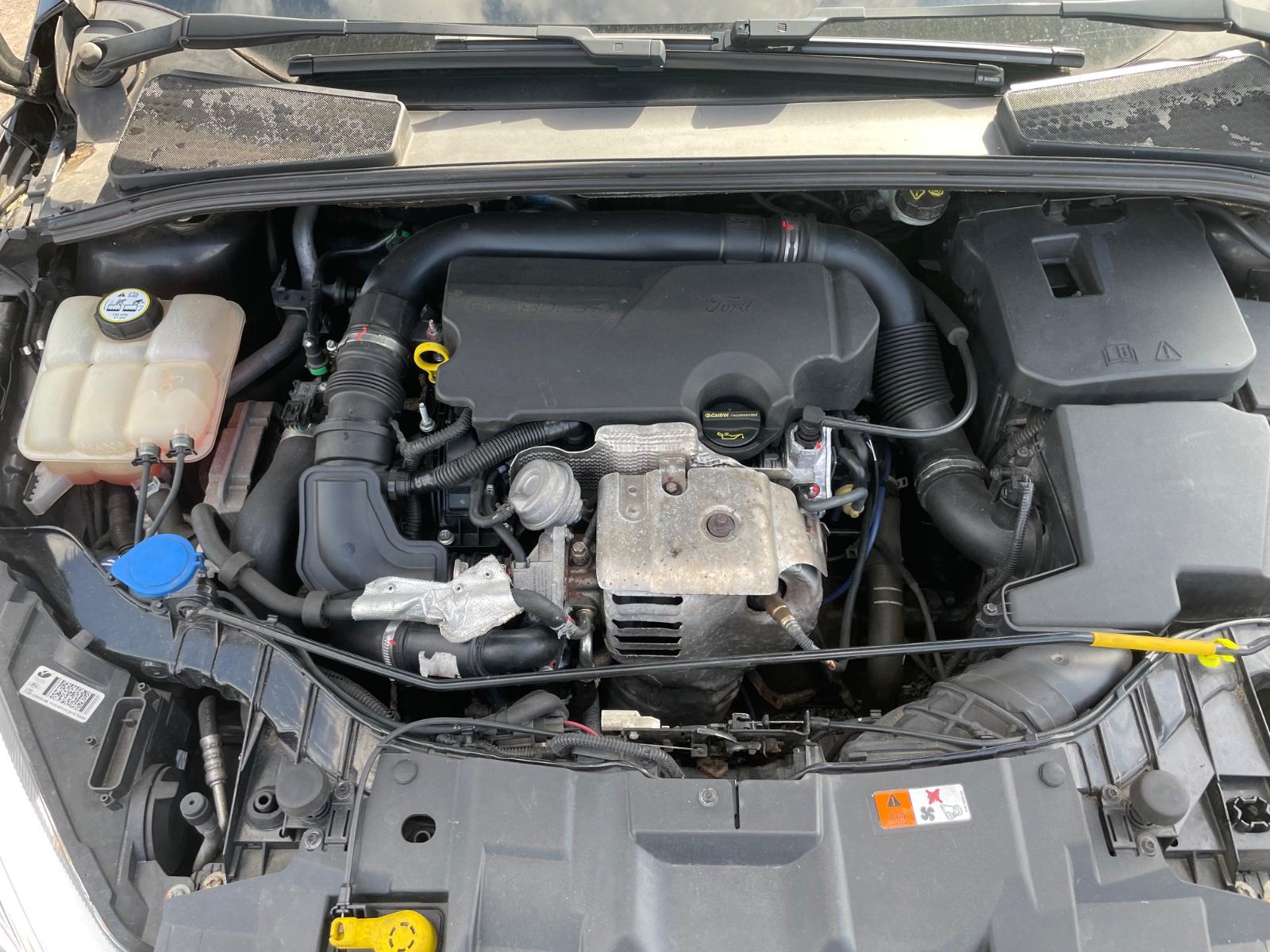 Ford Focus 2015 — photo 11