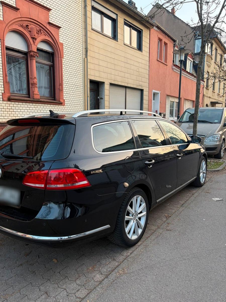 Volkswagen Passat 2010 — двигун 140 HP (103kW)