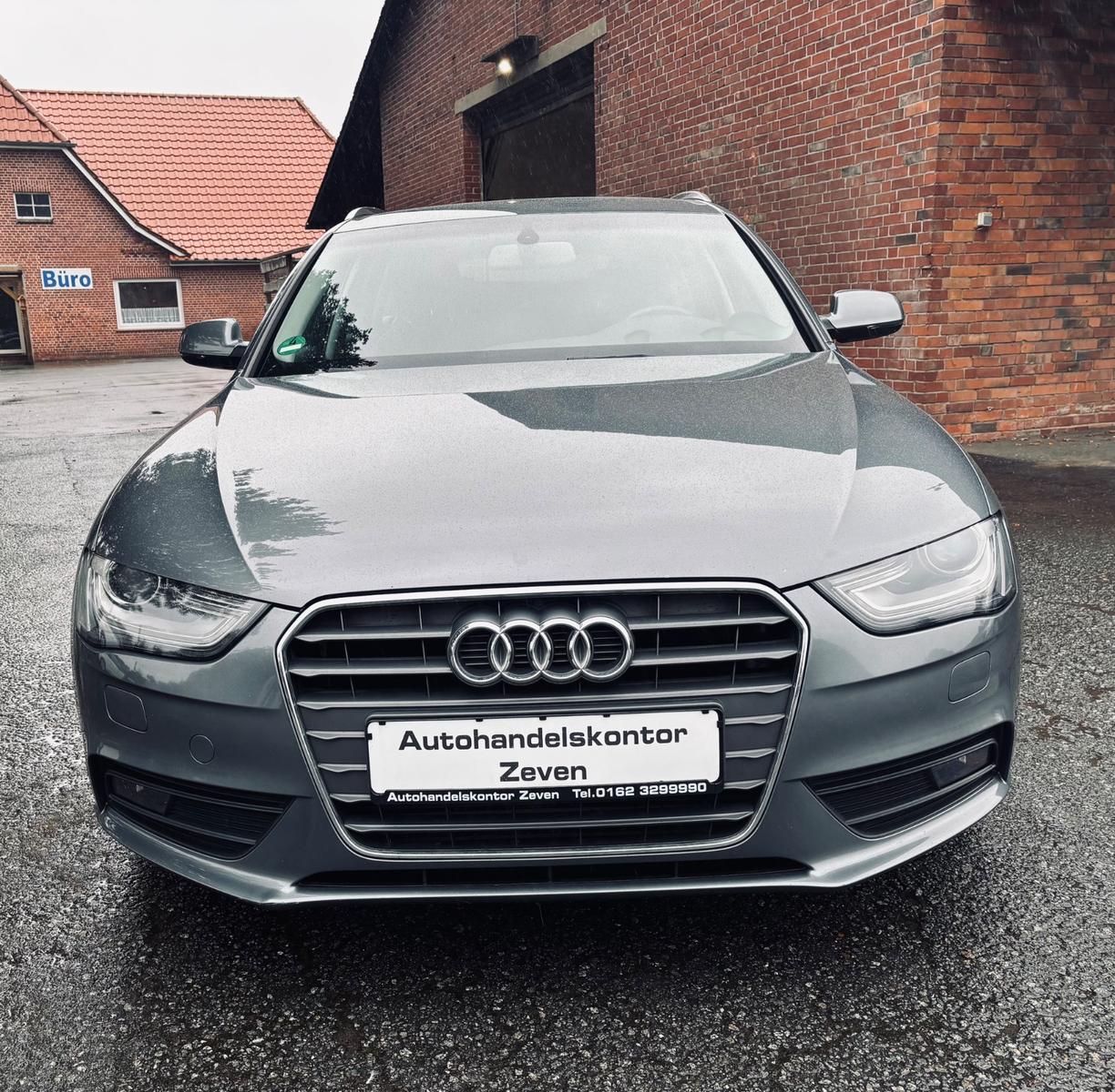 Audi A4 AvantAttraction/2.0TDI/DPF/Bi Xenon/Navi/SHZ