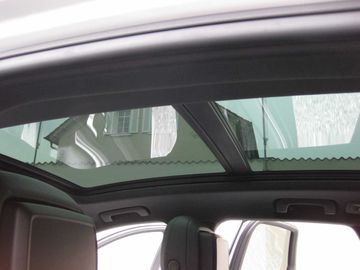 Porsche Macan - 3