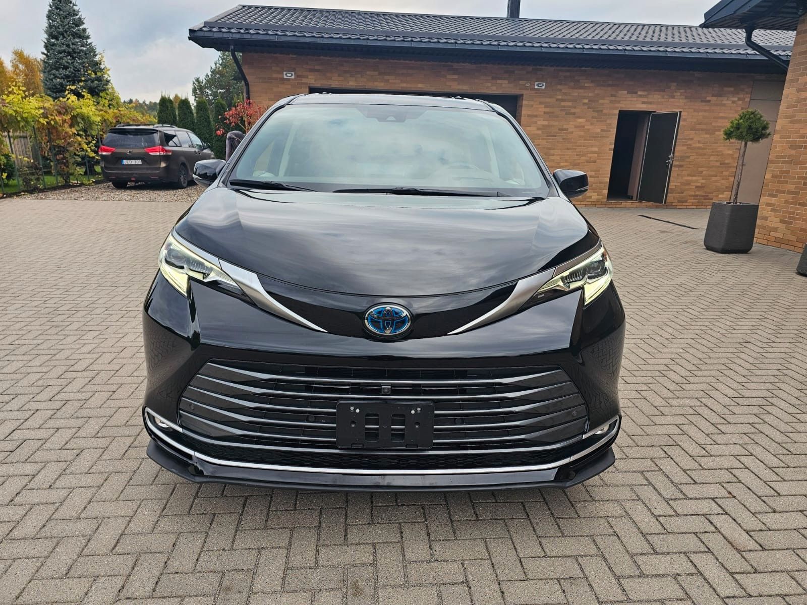 Toyota Sienna  Limited AWD 2.5 Head-Up imagem 2
