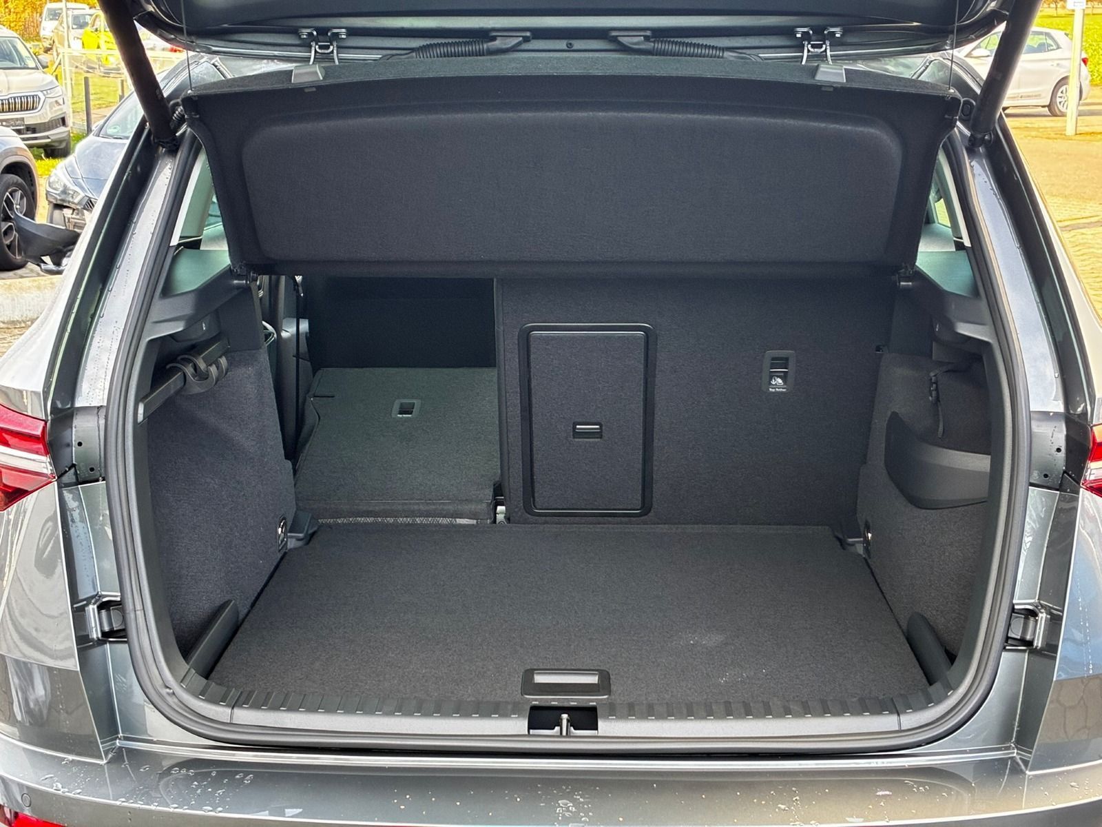 Fahrzeugabbildung SKODA Karoq 1.5 TSI ACT Selection OPF