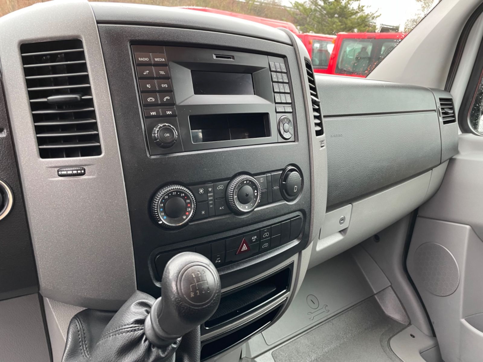 Fahrzeugabbildung Mercedes-Benz Sprinter II Kasten Mixto 314 CDI*Werkstattwagen*