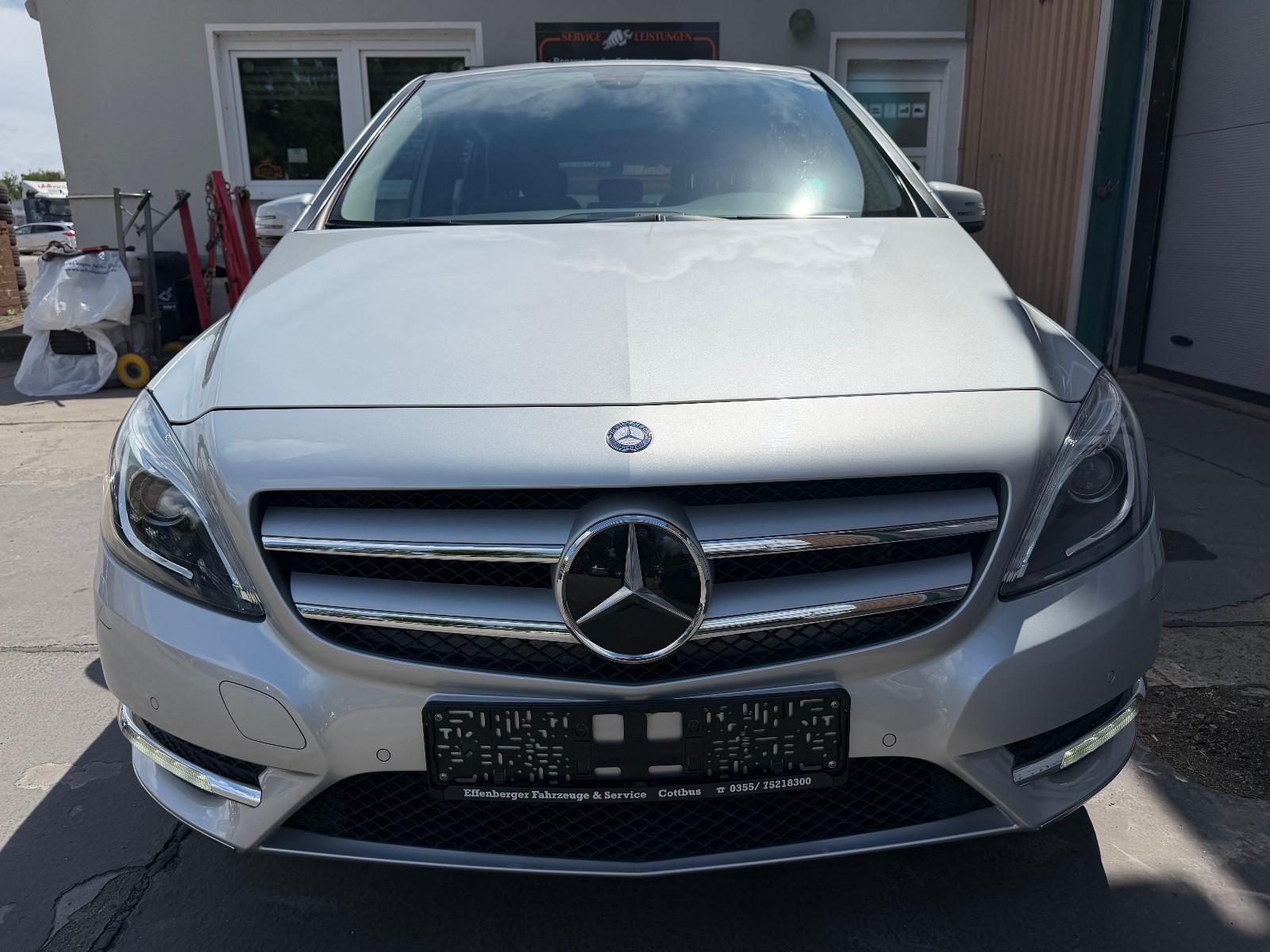 Mercedes-Benz B 200,Bi-Xenon,Shz,Tempomat,AHK
