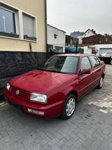 Volkswagen VW Vento GLX oldtimer - Volkswagen Vento: Gl
