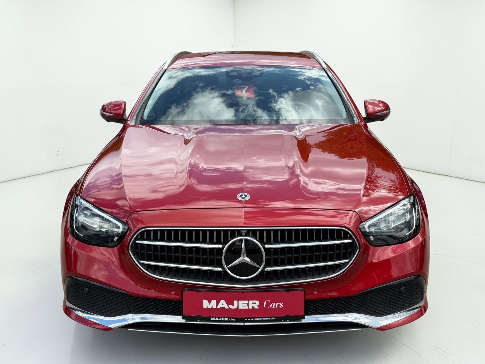 Mercedes-Benz E 300de T BURMESTER*360°ACC*LED*APPLECAR*AMBIENT