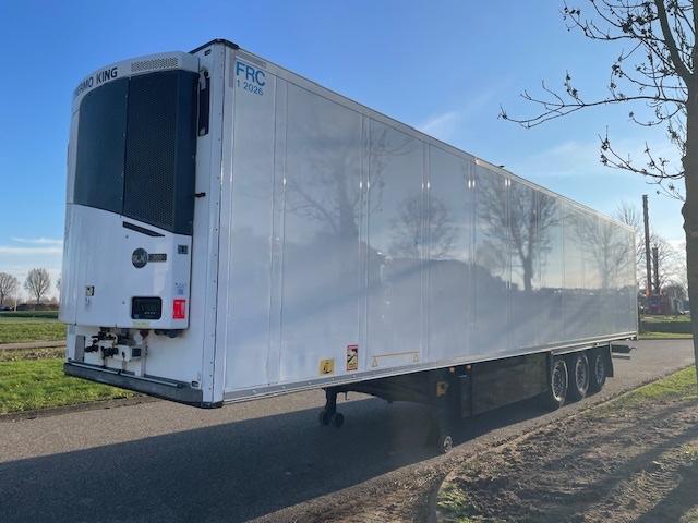 Schmitz Cargobull SCB*S3B, Kuhlauflieger, 3-achsen, Thermo king