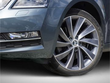 Skoda Octavia Combi L&K 4x4 1.8TSI Navi Kamera Pano AH