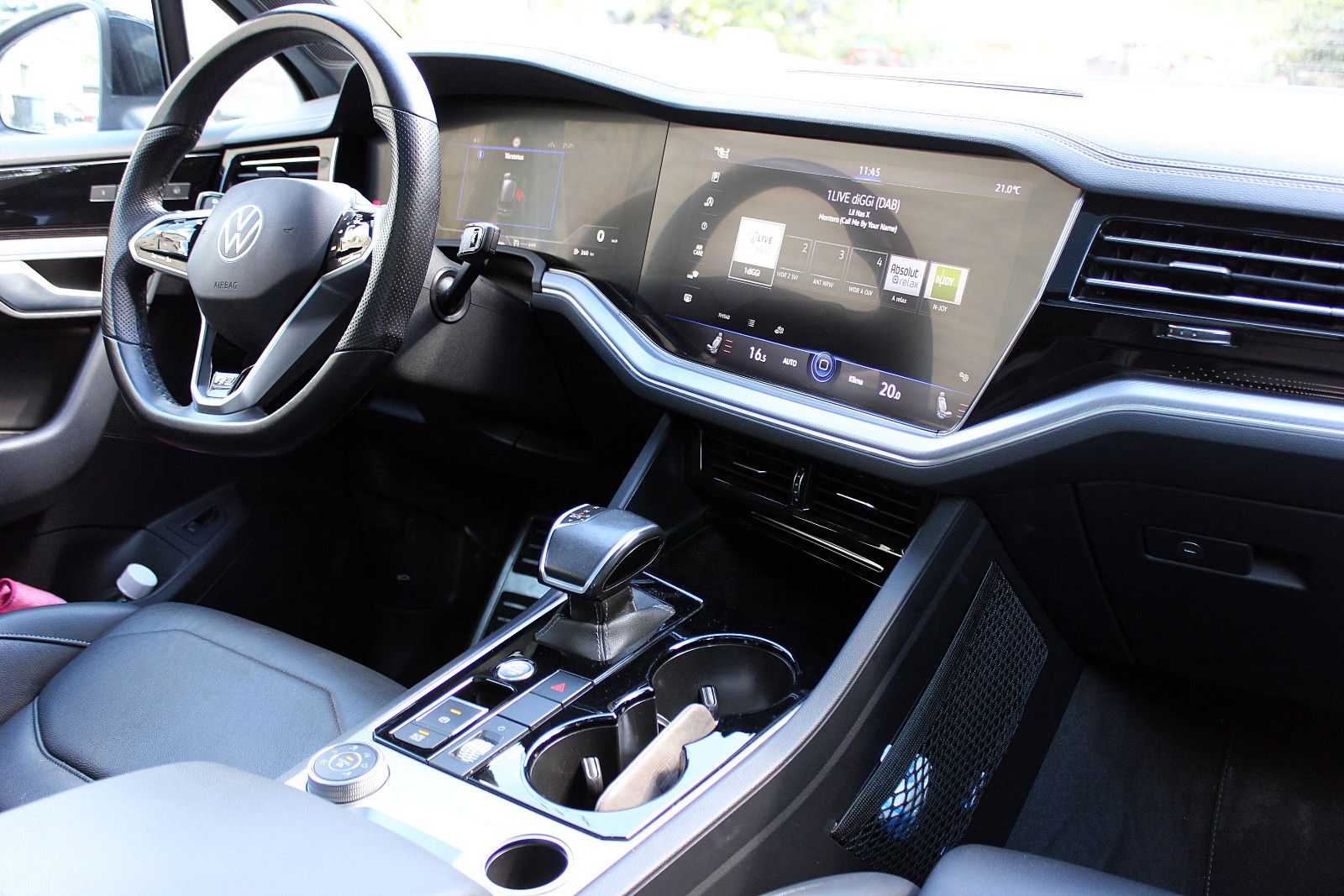 Volkswagen Touareg R-Line 4Motion LEDER PANO HUD AHK 20 foto 16