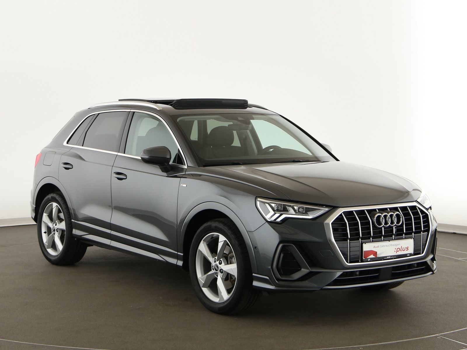 Audi Q3 45 TFSI e S tronic S line  LED Navi Pano-Dach foto 9