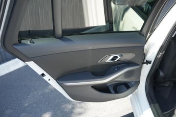 BMW 318 - 9