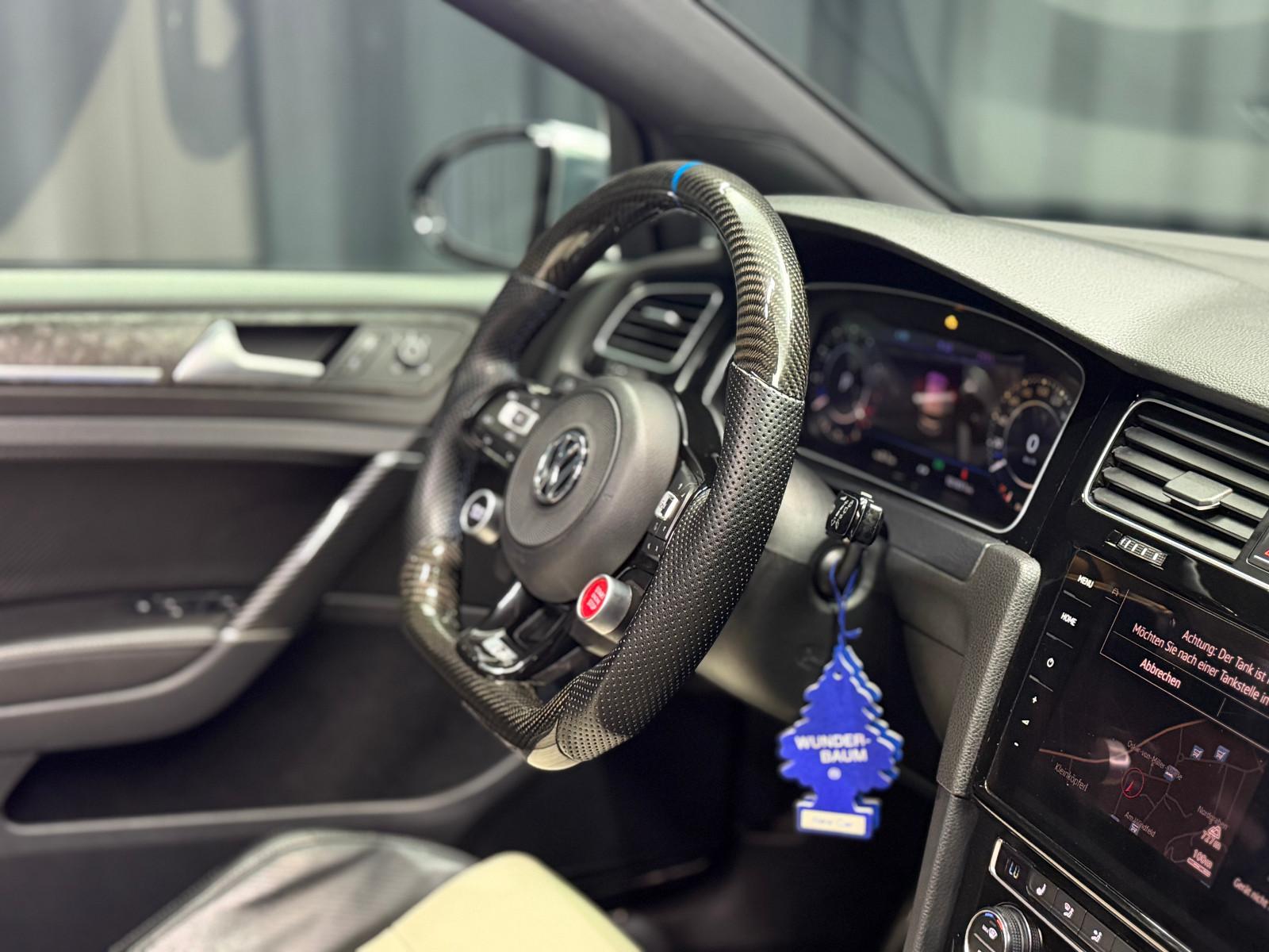 Volkswagen Golf VII R 4Motion |REMUS|PANO|LEDER
