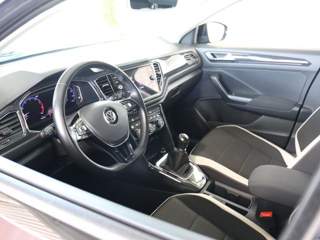 Volkswagen T-Roc 1.5TSI LED SITZHZ NAVI PDC ACC 18ZOLL