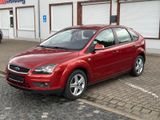 Ford Focus Lim. Titanium 2HAND/TÜV NEU/KLIMA - Ford Focus aus 2007 mit Benzin-Antrieb: Limousine