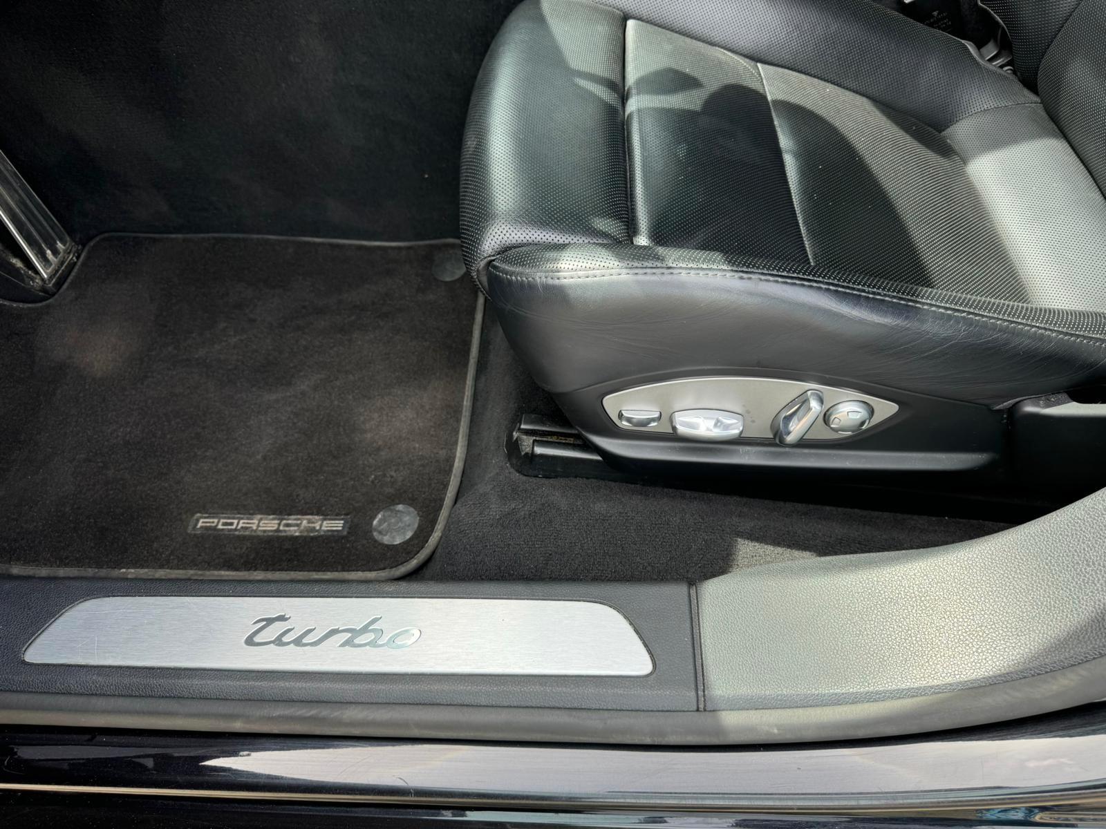 PORSCHE PANAMERA TURBO 4.8 V8 519 CH 4X4 BVA - ENTRETIEN PORSCHE COMLPET - TOIT OUVRANT - CAMERA 360°