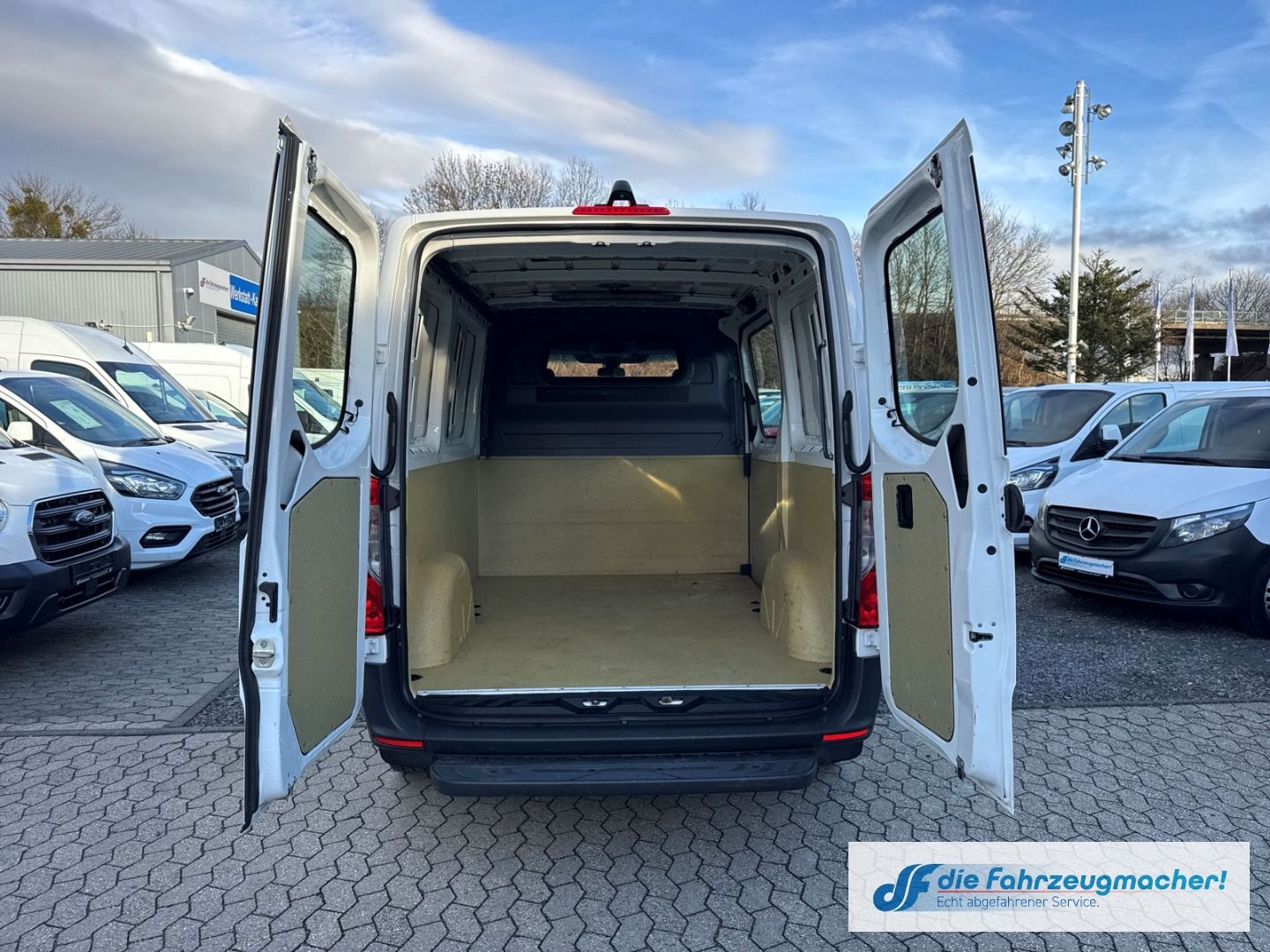Fahrzeugabbildung Mercedes-Benz Sprinter III Kasten FWD 214 CDI L1 DAB Rückfah