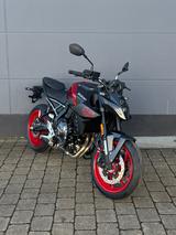Suzuki GSX-8S inkl. 400€ Tankgutschein - SUZUKI GS 400