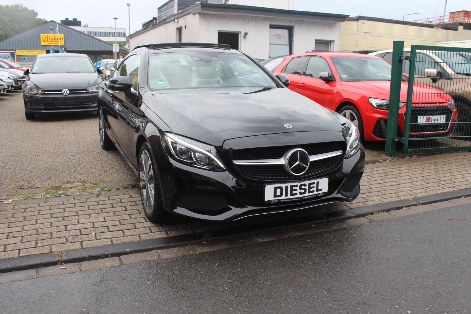 Mercedes-Benz C 220d Coupe 4Matic/Ambiente/Pano/LED/Gr.Display