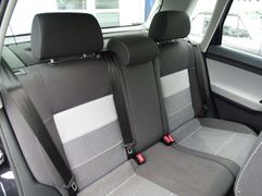 Fahrzeugabbildung Volkswagen Polo Fun Cross TÜV-NEU / 8-FACH-BEREIFT / SCHECK
