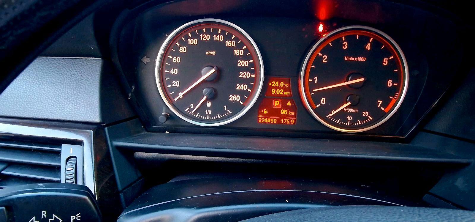 BMW 523 2009 — engine 190 HP (140kW)