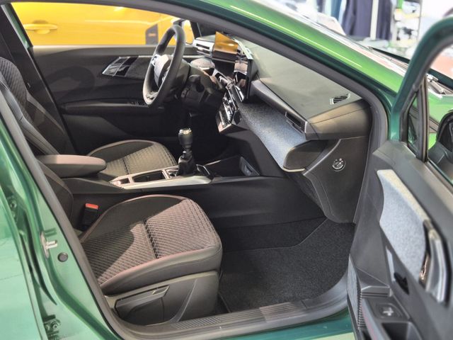 Renault Clio TCe 115 Techno Winter-Paket GJ-Reifen