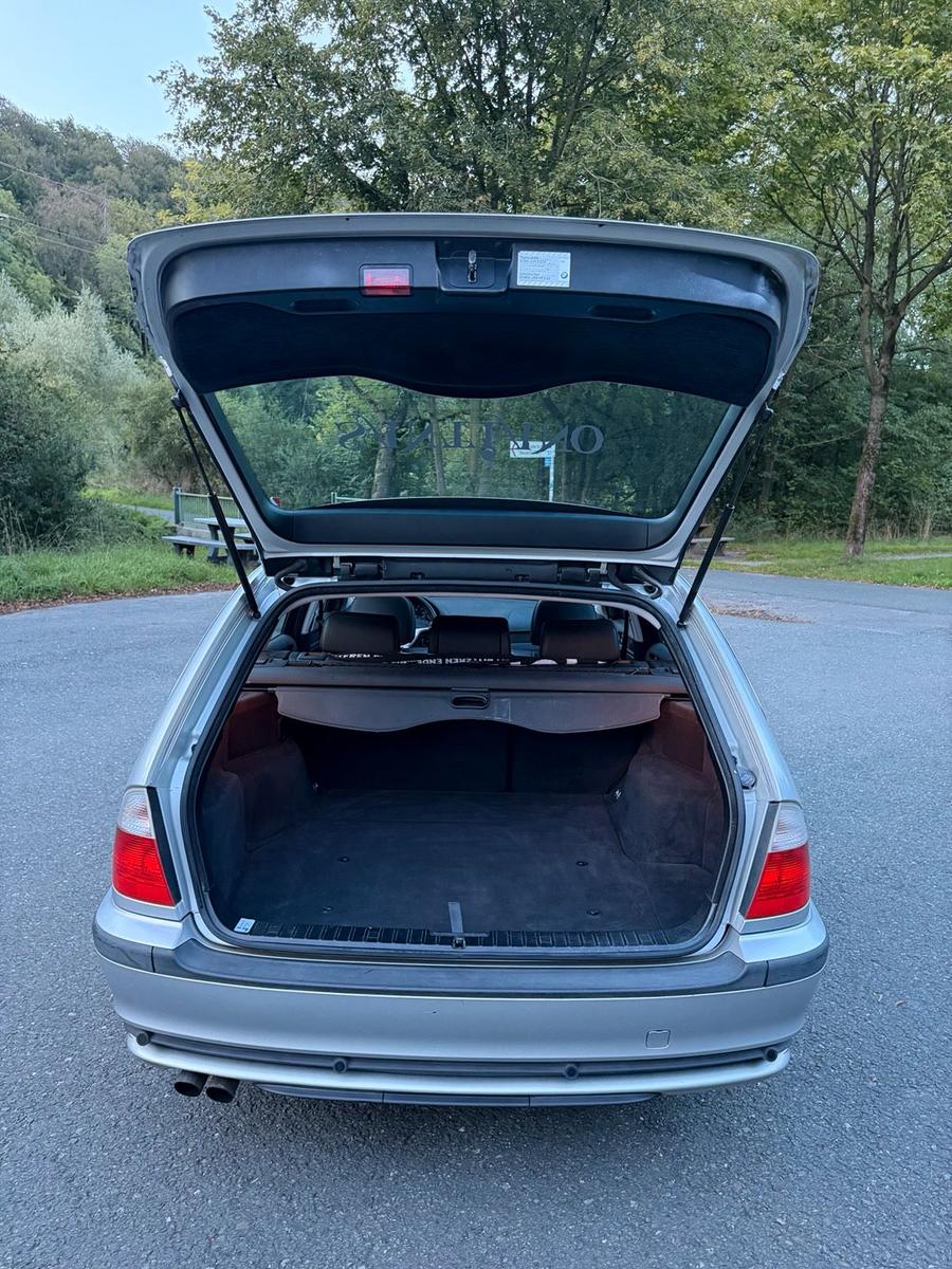 BMW 320 2004 — photo 9