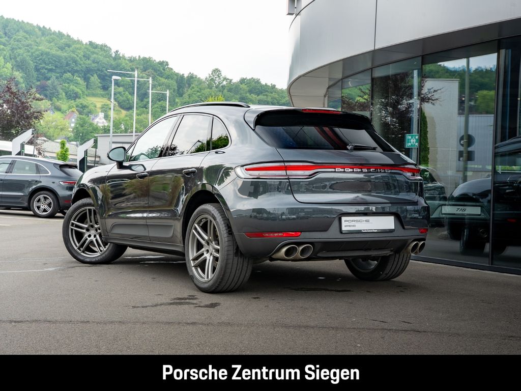 Porsche Macan S