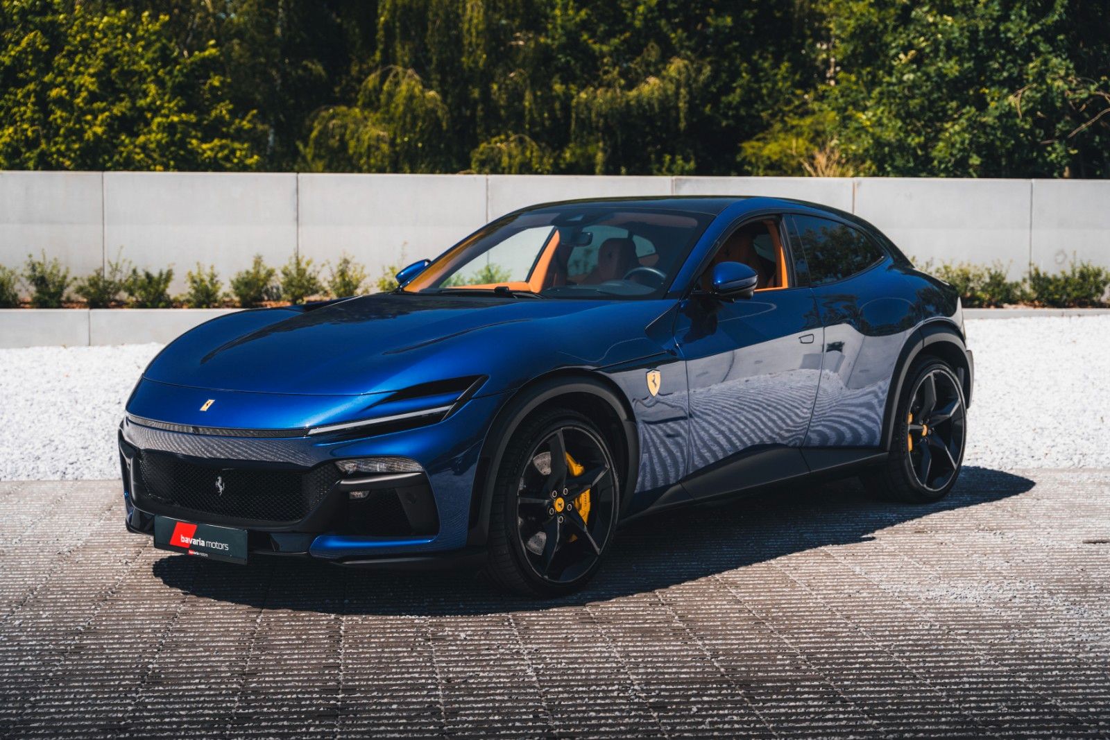 Ferrari Purosangue Blu Tour De France / Pano / Travel Se imagem 3